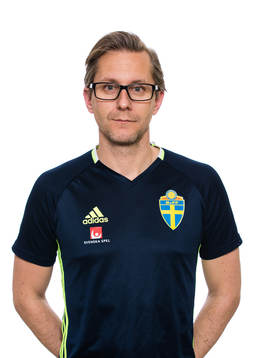 Christofer Augustsson, förbundskapten, i P15/02-landslaget