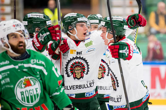Frölundas Victor Olofsson jublar med lagkamraterna