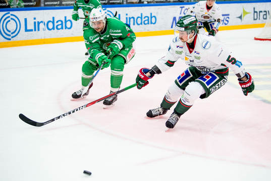 Rögles Daniel Widing och Frölundas Adam Almqvist