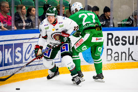 Frölundas Max Friberg och Rögles Jesper Williamsson