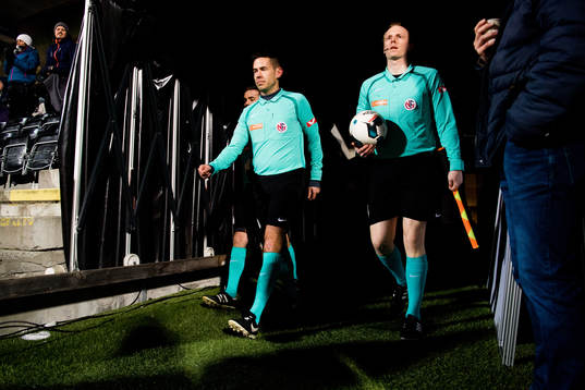 Tom Harald Grønevik, assistant referee (partly hidden),Tom