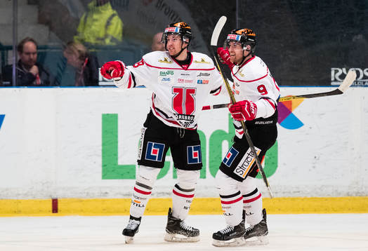 Örebros Tyson Spink jublar