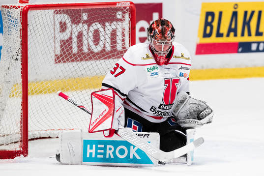 Örebros målvakt Eero Kilpeläinen