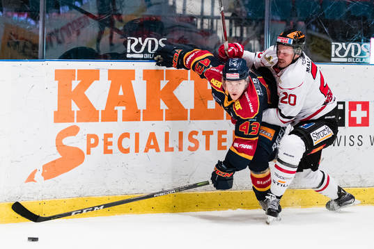 Djurgårdens Tom Nilsson och Örebros Marcus Weinstock