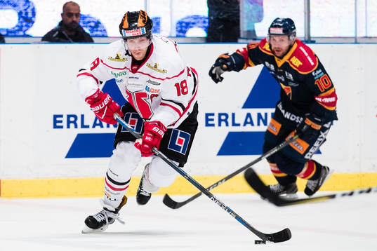 Örebros Joakim Andersson och Djurgårdens Niclas Bergfors