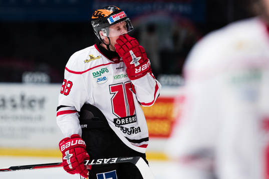 Örebros Viktor Ekbom deppar