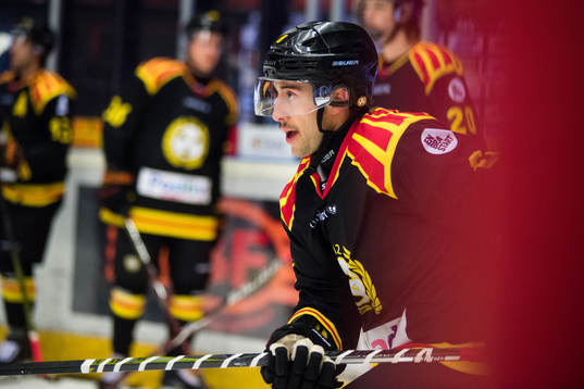 Brynäs Aaron Palushaj före ishockeymatchen i SHL mellan