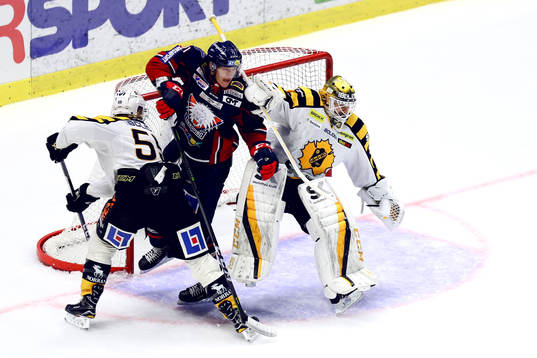 Linköpings Emil Sylvegård och Skellefteås Michael Kostka