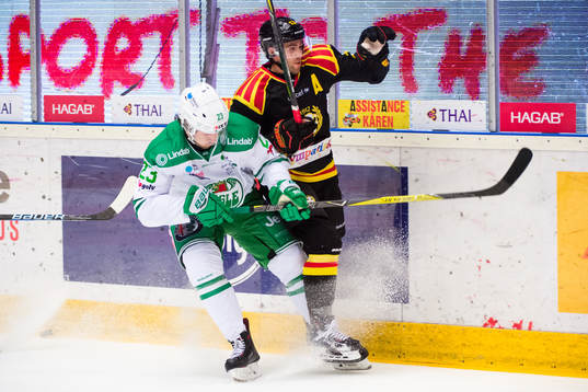 Rögles Daniel Sylwander och Brynäs Ryan Gunderson