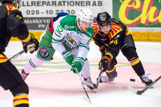 Rögles Lucas Elvenes och Brynäs Henrik Larsson