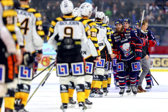 Spelarna tackar varann