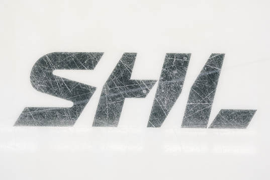 SHL - logga på isen före ishockeymatchen i SHL mellan