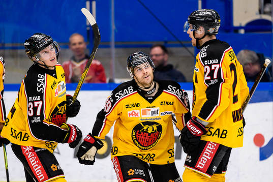 Luleås Ryan Johnston jublar
