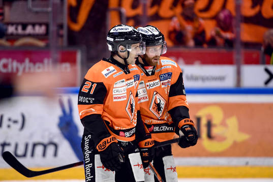 Karlskronas Cory Murphyoch Mattias Guter deppar
