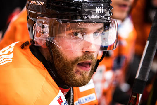 Karlskronas Mattias Guter  deppar