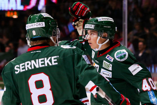Frölundas Joel Mustonen jublar