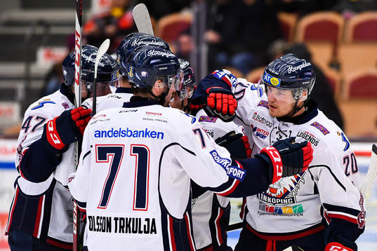 Linköpings Nick Sörenssen jublar