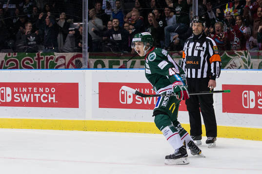 Frölundas Joel Mustonen jublar