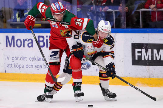 Moras Jacob Nilsson och Djurgårdens Marcus Davidsson