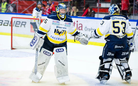 s målvakt Victor Östman och målvakt Fredrik