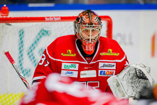 Örebros målvakt Eero Kilpeläinen