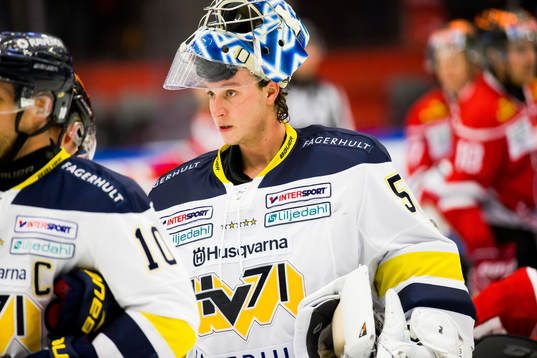 s målvakt Fredrik Pettersson-Wentzel deppar