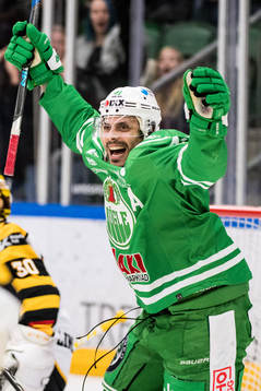 Rögles Daniel Widing jublar