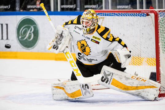 Skellefteås målvakt Gustaf Lindvall