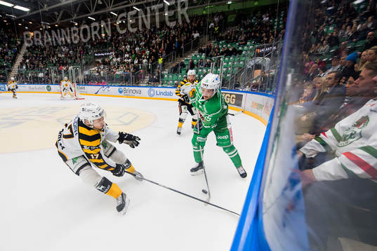 Skellefteås Pär Lindholm och Rögles Simon Ryfors