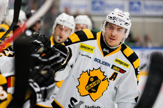 Skellefteås Pär Lindholm jublar