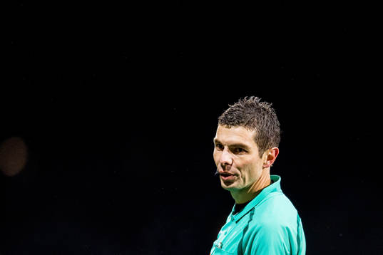 Referee Tore Hansen