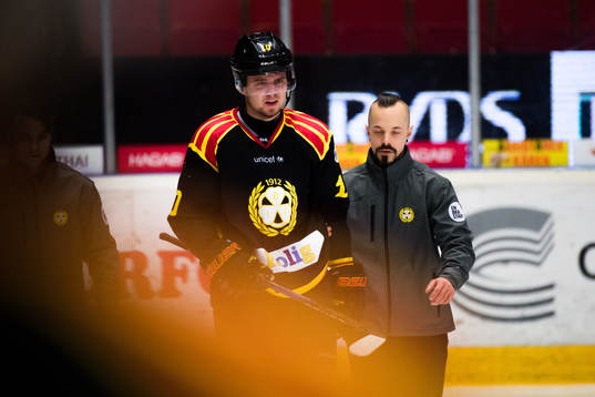 Brynäs Marcus Ersson har ont