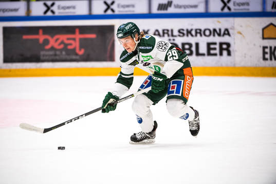 Färjestads Oskar Steen