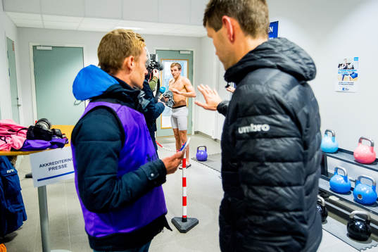 Kristoffer Lie Løkberg of Ranheim and Eirik Bakke, head