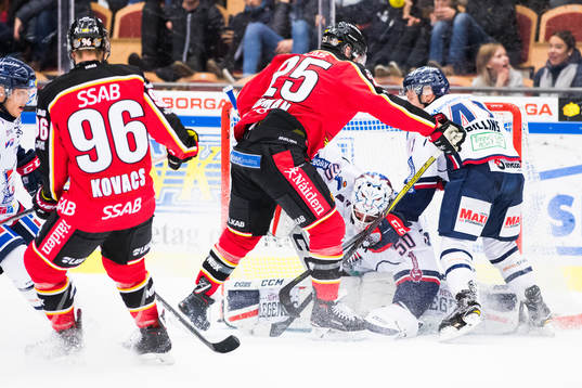 Linköpings målvakt Jonas Gustavsson och Luleås Anton