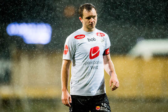 Even Hovland of Sogndal steps up to take a penalty