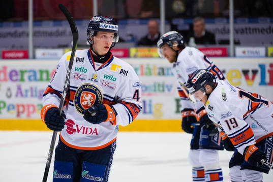 Växjös Elias Pettersson och Tuomas Kiiskinen deppar