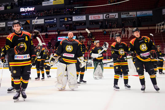 Brynäs Ryan Gunderson , målvakt David Rautio , Samuel