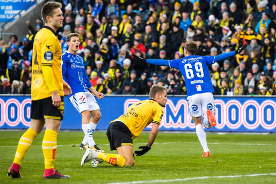 Patrick Mortensen of Sarpsborg 08 celebrates the 2-1 goal