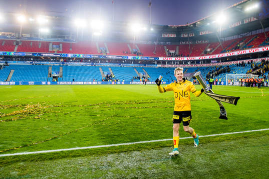 Erling Knudtzon of Lillestrøm celebrates
