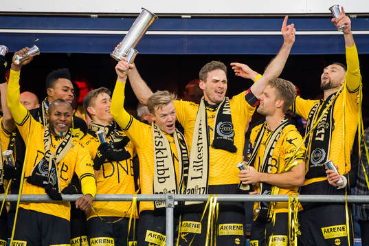 The players of Lillestrøm celebrate