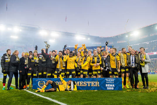 The players of Lillestrøm celebrate