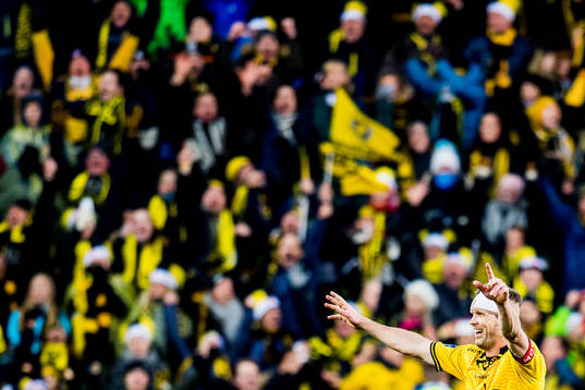 Frode Kippe of Lillestrøm celebrates at the final whistle