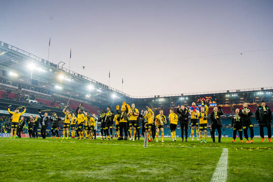 The players of Lillestrøm celebrate
