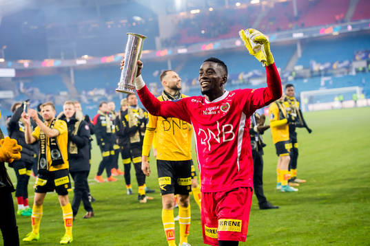 Goalkeeper Arnold Origi of Lillestrøm celebrates