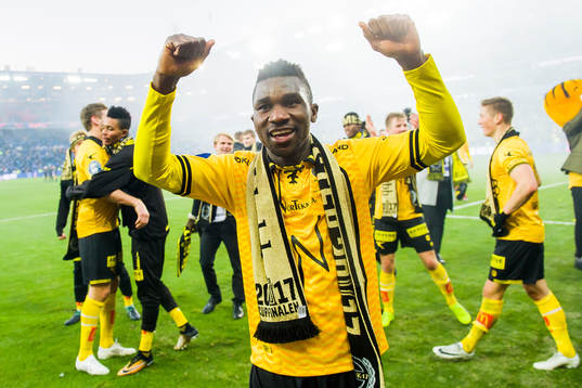 Ifeanyi Mathew of Lillestrøm celebrates