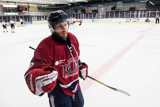 Helsingborgs Dennis Pegenius jublar