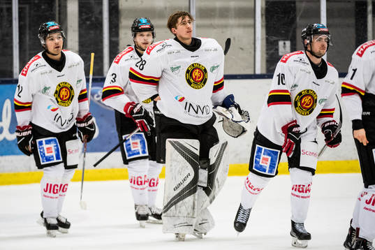 Dalens Dennis Santesson, Anton Johansson och målvakt Anton