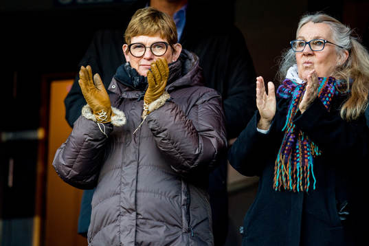 Eli Arnstad and Mette Christiansen in the stands