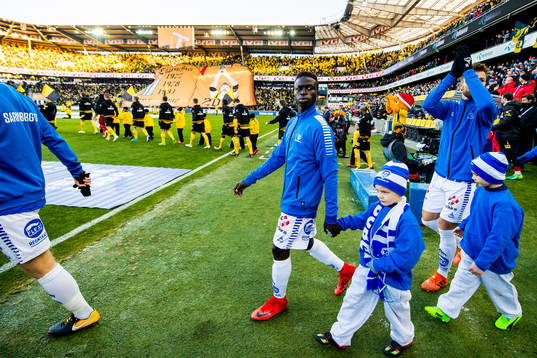 Krepin Diatta of Sarpsborg 08 enters the pitch